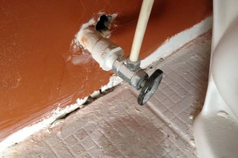 Plumbing seepage